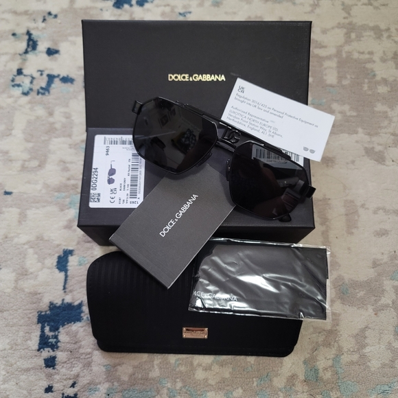 DOLCE & GABBANA Aviator Sunglasses - Picture 5 of 15